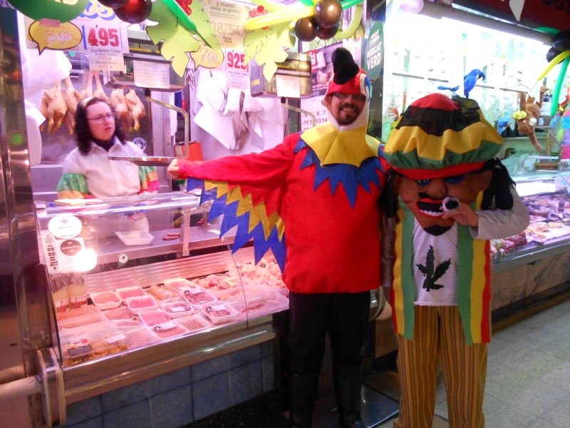 ¡La locura vuelve al Mercat d'Horta por Carnaval! (6)