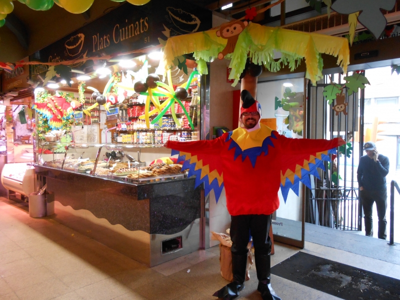 ¡La locura vuelve al Mercat d'Horta por Carnaval! (10)