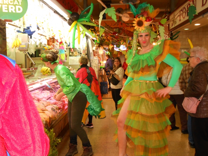 ¡La locura vuelve al Mercat d'Horta por Carnaval! (60)