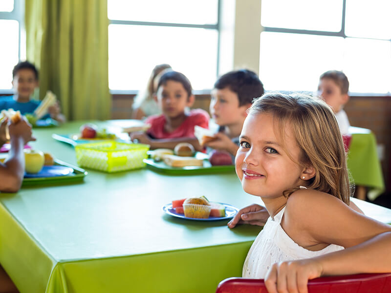 Los comedores escolares contarán con la ayuda de una guía que impulsa la prevención del derroche alimentario